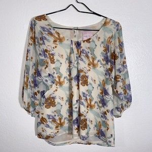 Romeo & juliet couture Floral Size Small